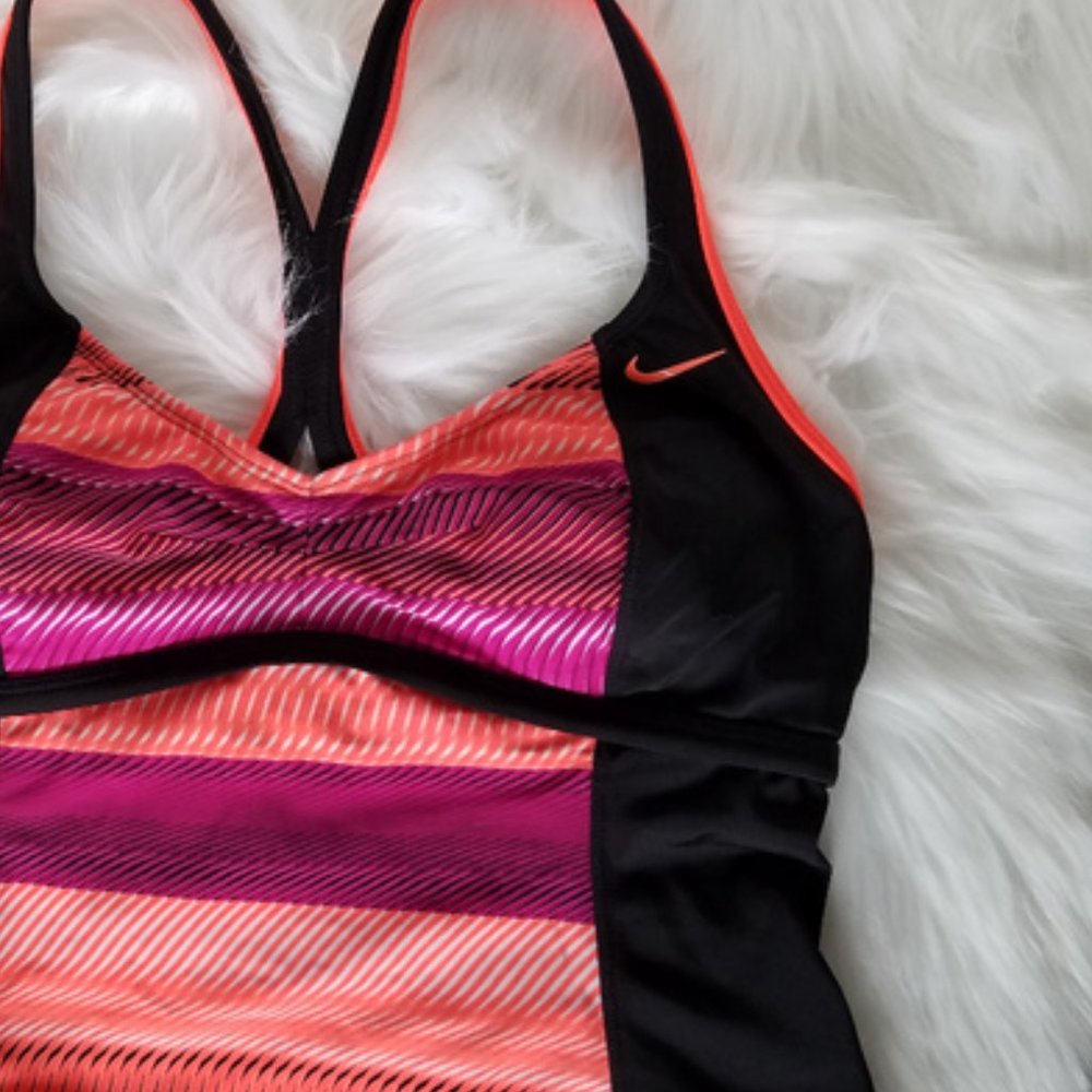 NIKE TROPICAL RACER BACK WORKOUT TANK